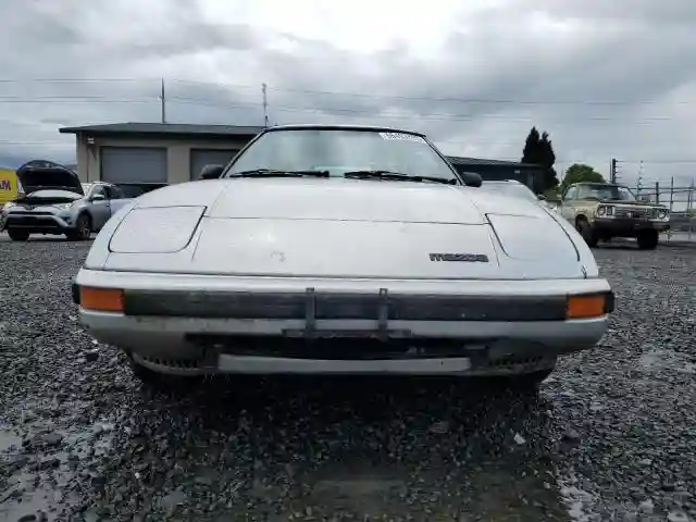 JM1FB3321F0853356 1985 MAZDA RX7-4