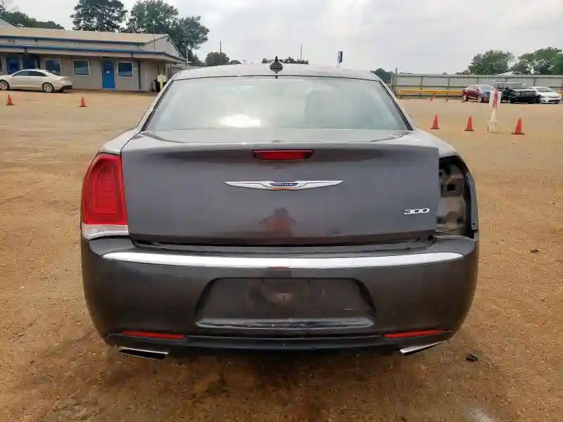 2C3CCAAG5KH755816 2019 CHRYSLER 300-5