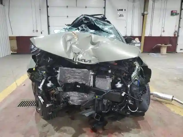 KNDPYDDH5S7217150 2025 KIA SPORTAGE X-4