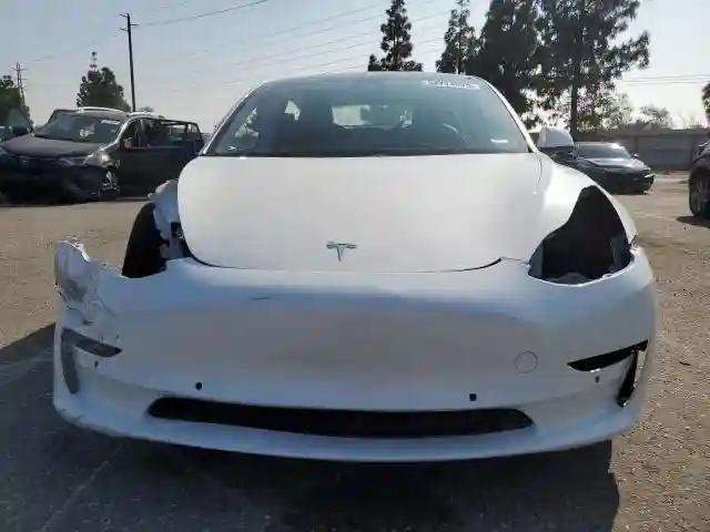 5YJ3E1EAXMF068402 2021 TESLA MODEL 3-4