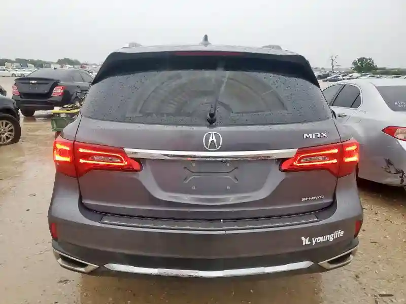 5J8YD4H8XJL024610 2018 ACURA MDX-5