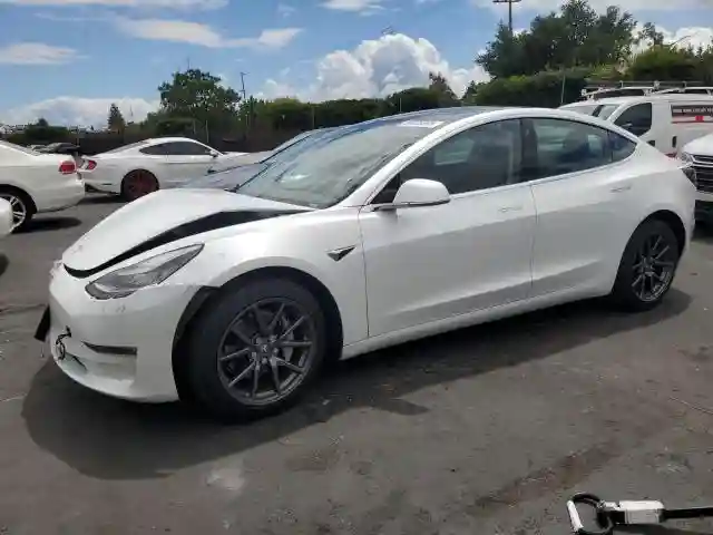 5YJ3E1EB7LF619411 2020 TESLA MODEL 3-0