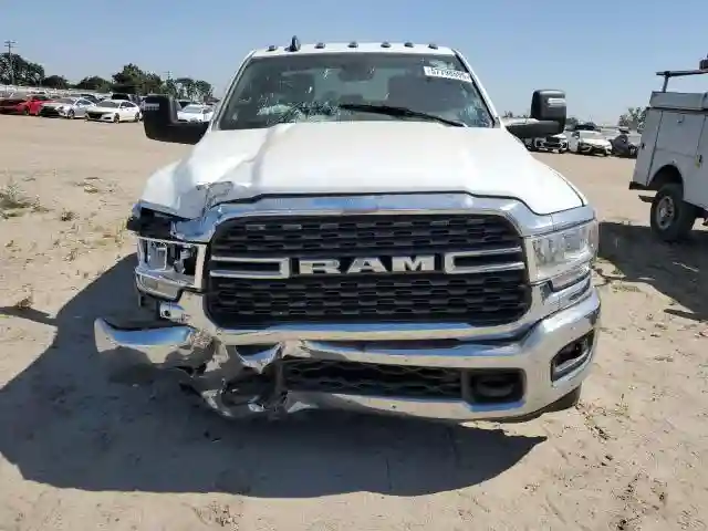 3C63RRHLXRG289538 2024 RAM 3500-4