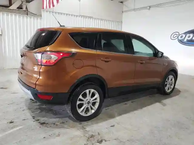1FMCU0GD8HUA53068 2017 FORD ESCAPE-2