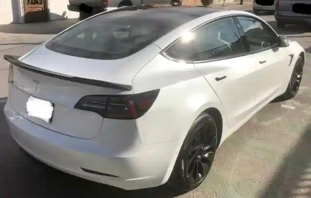 5YJ3E1EA2MF854372 2021 TESLA MODEL 3-3