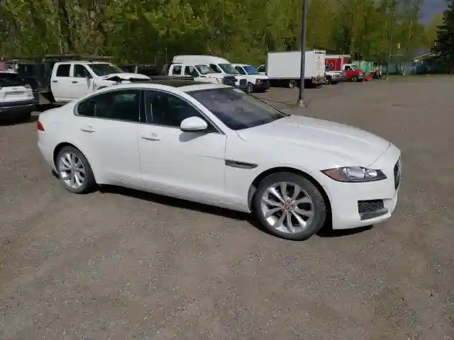 SAJBJ4FX0KCY79424 2019 JAGUAR XF-3