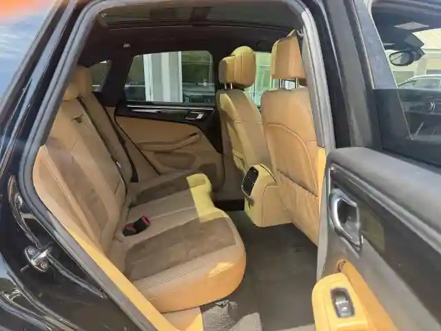 WP1AA2A58HLB80795 2017 PORSCHE MACAN-5