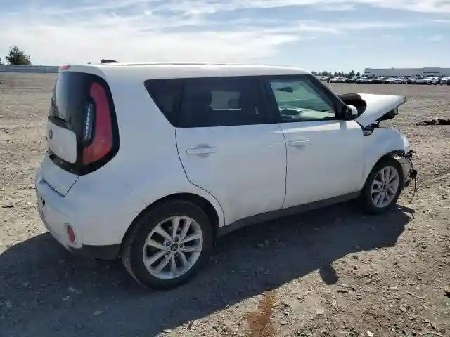 KNDJP3A58J7537378 2018 KIA SOUL-2