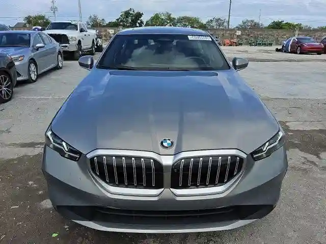 WBA43FJ0XRCP84657 2024 BMW 5 SERIES-4