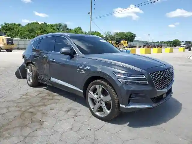 KMUHCESC6MU052971 2021 GENESIS GV80-3