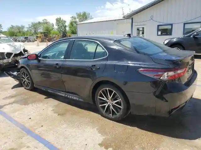 4T1G11AK7MU461725 2021 TOYOTA CAMRY-1