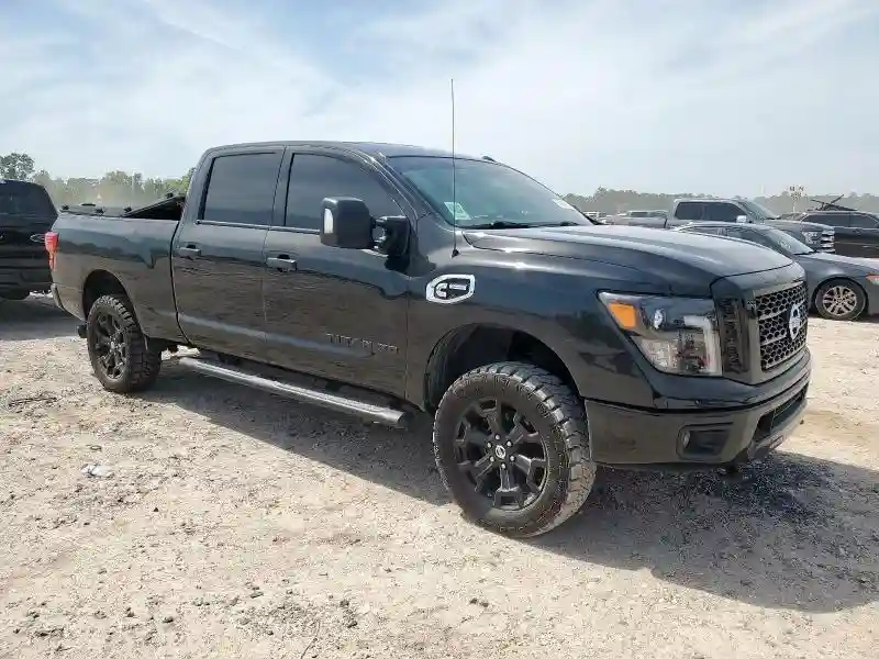 1N6BA1F4XJN517703 2018 NISSAN TITAN-3