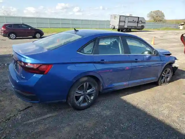 3VWEM7BU2RM005386 2024 VOLKSWAGEN JETTA-2