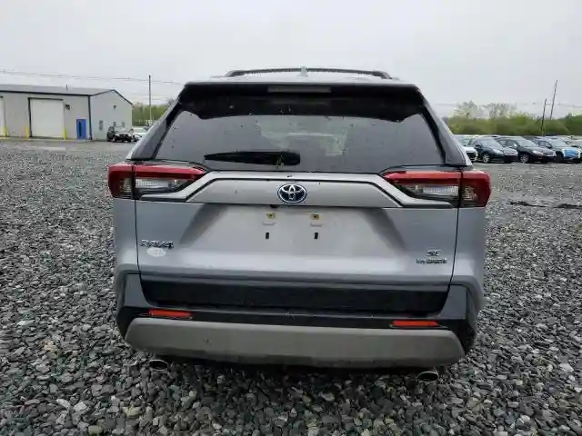 JTM16RFV6ND050363 2022 TOYOTA RAV4-5