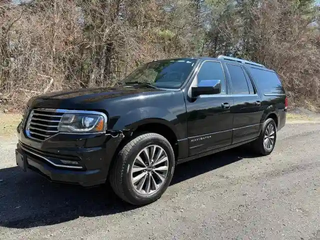 5LMJJ3JT3HEL09741 2017 LINCOLN NAVIGATOR-1