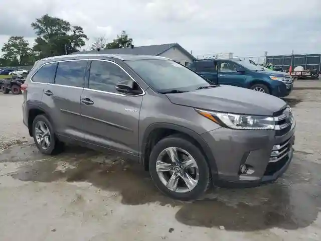 5TDDGRFH0HS035404 2017 TOYOTA HIGHLANDER-3