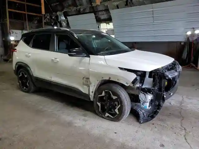 KNDEUCAA2S7751789 2025 KIA SELTOS-3