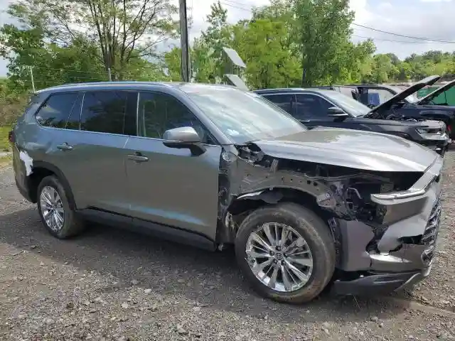 5TDAAAB50SS078536 2025 TOYOTA GRAND HIGH-3