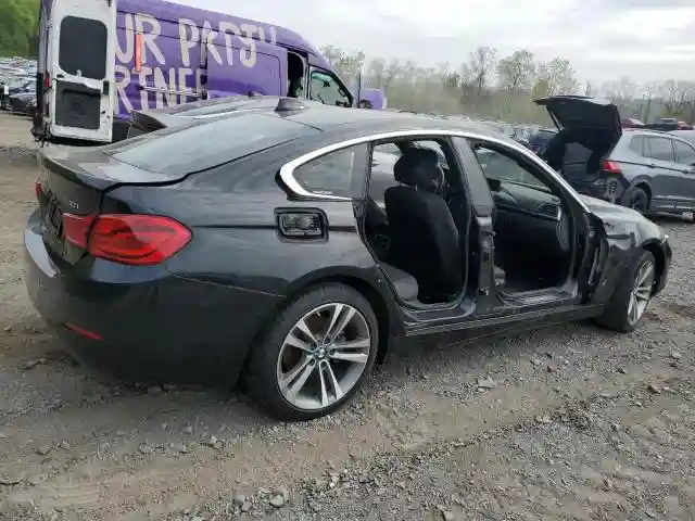 WBA4J3C59JBG95866 2018 BMW 4 SERIES-2