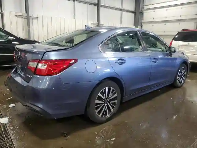 4S3BNAC61J3002677 2018 SUBARU LEGACY-2