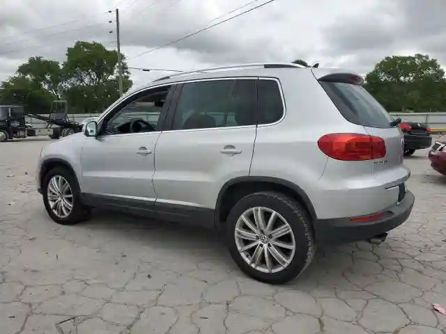 WVGAV7AX5GW562022 2016 VOLKSWAGEN TIGUAN-1
