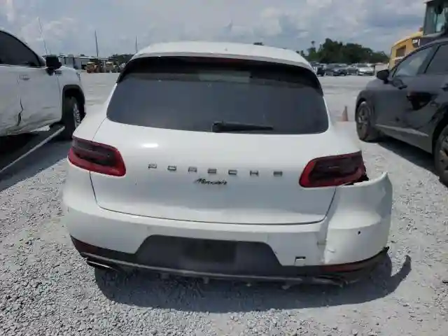 WP1AA2A56JLB12291 2018 PORSCHE MACAN-5