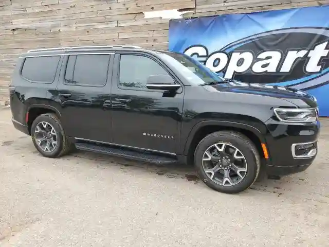1C4SJVDP0PS572632 2023 JEEP WAGONEER-3