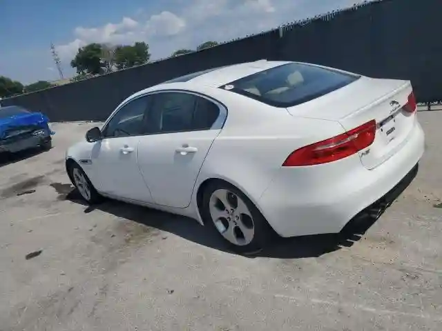 SAJAR4BN9HA977316 2017 JAGUAR XE-1