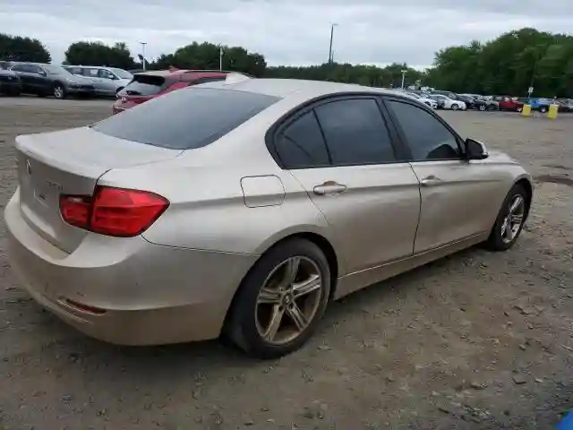 WBA3B5G57FNS18371 2015 BMW 3 SERIES-2