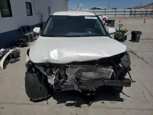 KNDEPCAA8R7499239 2024 KIA SELTOS-4
