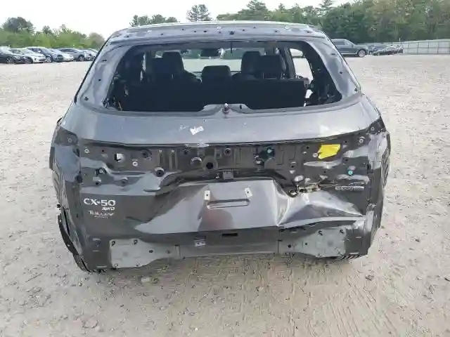 7MMVABAM5SN324423 2025 MAZDA CX-50-5