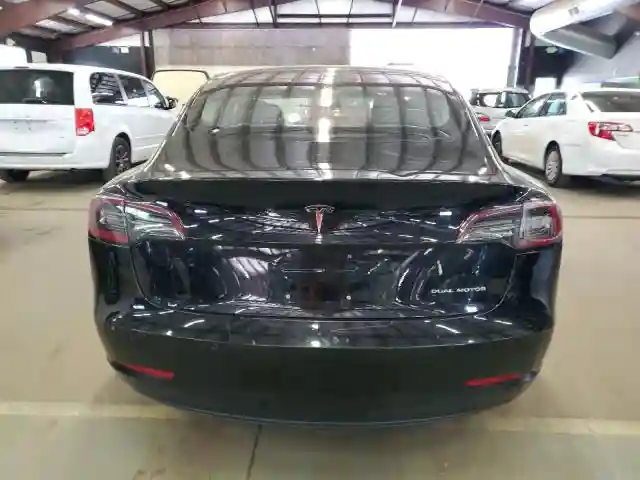 5YJ3E1EB4JF144295 2018 TESLA MODEL 3-5