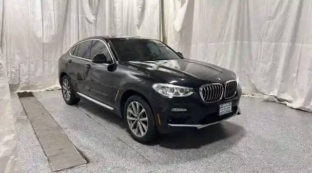 5UXUJ3C58KLG54108 2019 BMW X4-0
