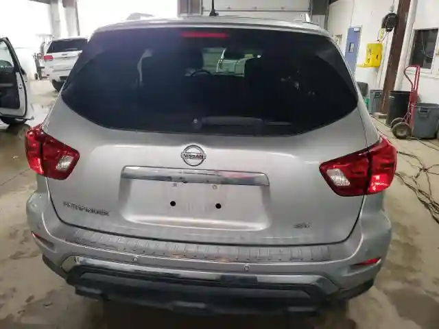 5N1DR2MN0HC625965 2017 NISSAN PATHFINDER-5
