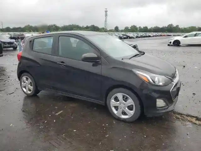KL8CB6SA5KC701921 2019 CHEVROLET SPARK-3