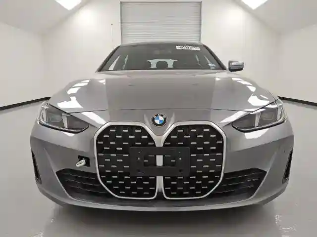 WBA33FB0XSFU70845 2025 BMW 4 SERIES-4