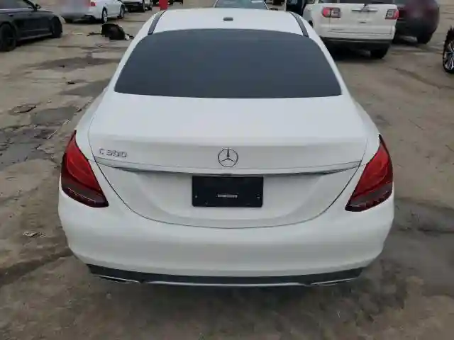 55SWF4JB8JU278842 2018 MERCEDES-BENZ C-CLASS-5