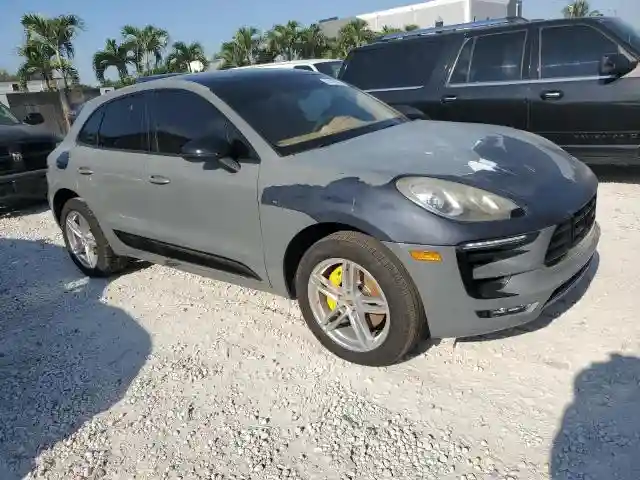 WP1AB2A59GLB47963 2016 PORSCHE MACAN-3