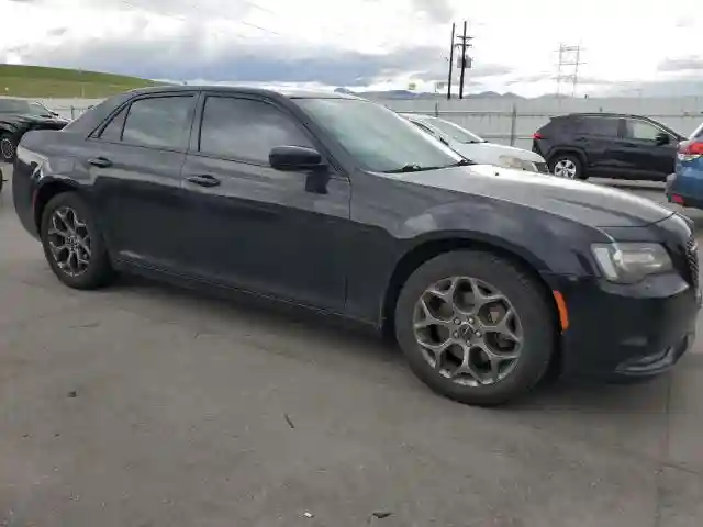 2C3CCAGGXGH304802 2016 CHRYSLER 300-3