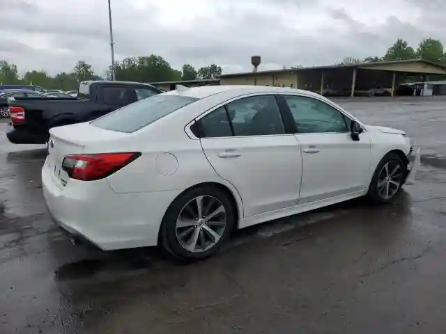 4S3BNEN64J3015833 2018 SUBARU LEGACY-2