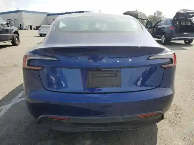 5YJ3E1EA9SF968706 2025 TESLA MODEL 3-5