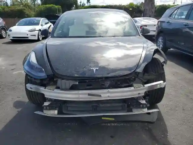 5YJ3E1EA3NF138582 2022 TESLA MODEL 3-4