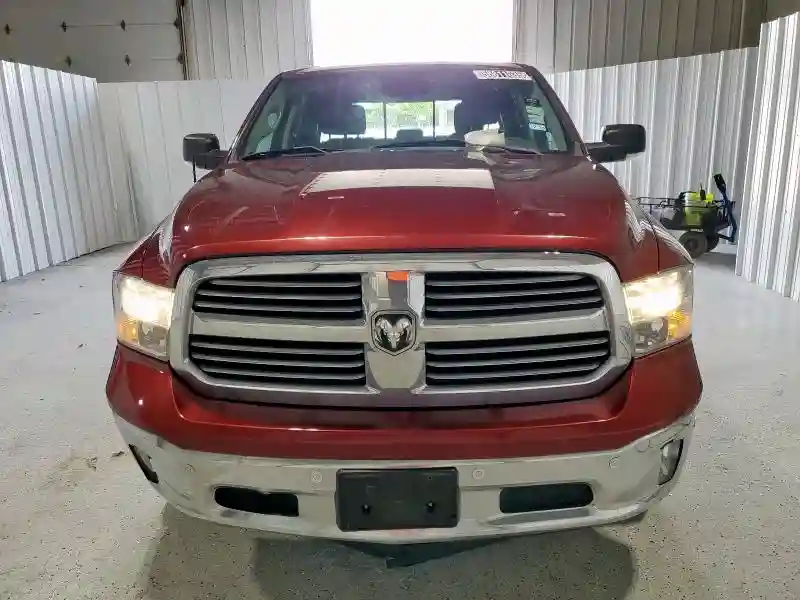 1C6RR7TT2KS714206 2019 RAM 1500-4