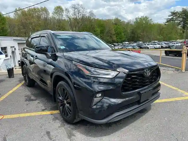 5TDGZRBH2MS549195 2021 TOYOTA HIGHLANDER-3