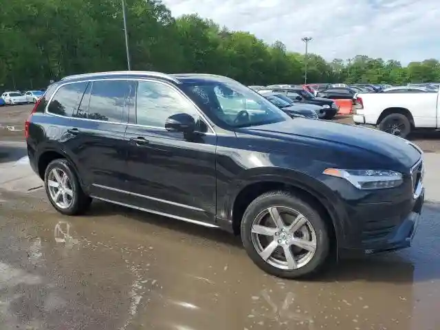 YV4102PK8N1860850 2022 VOLVO XC90-3