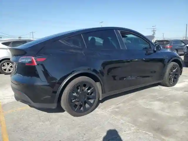 7SAYGDEE8RA231933 2024 TESLA MODEL Y-2