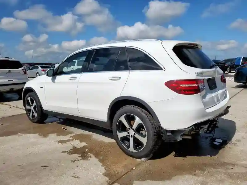 WDC0G4KB8GF043942 2016 MERCEDES-BENZ GLC-CLASS-1