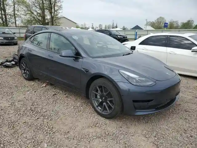 5YJ3E1EB1NF346355 2022 TESLA MODEL 3-3