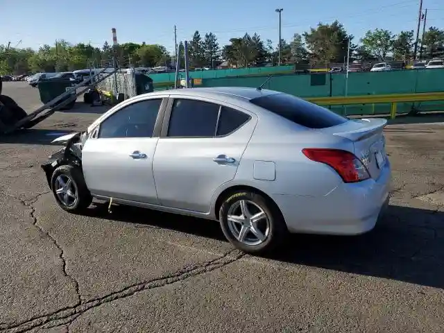 3N1CN7AP0KL840887 2019 NISSAN VERSA-1