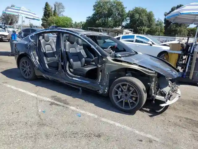 5YJ3E1EA8KF306096 2019 TESLA MODEL 3-3